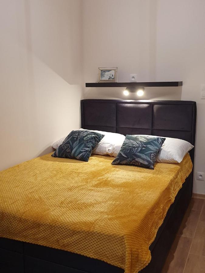 Apartament Apartament z Ogrodem Stanislawow Pierwszy  Zewnętrze zdjęcie